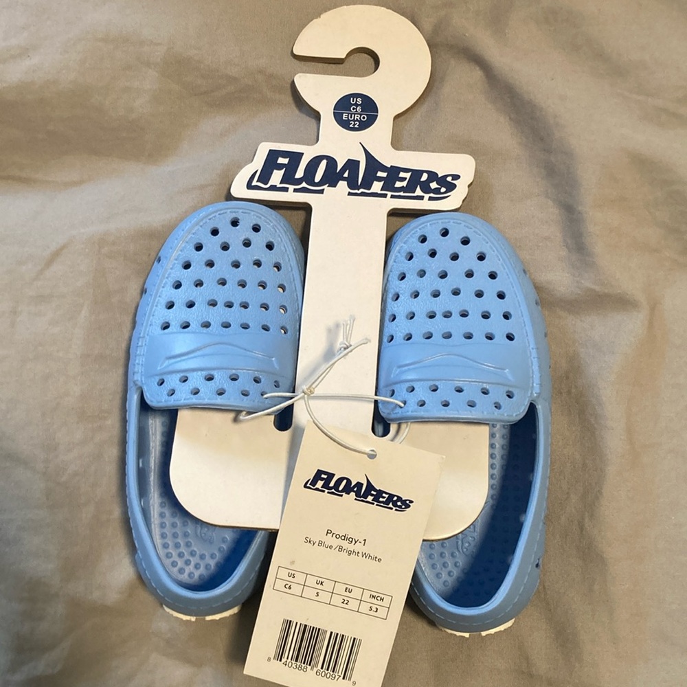 Sky Blue Toddler Floafers Size 6